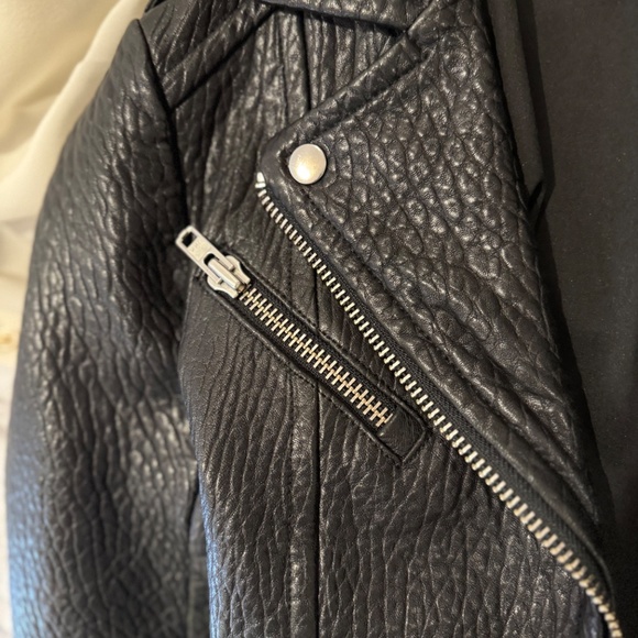 Mackage x Aritzia pebbled leather jacket - Picture 3 of 5